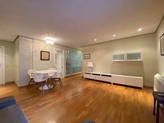 Piso de alquiler en San Nicolás