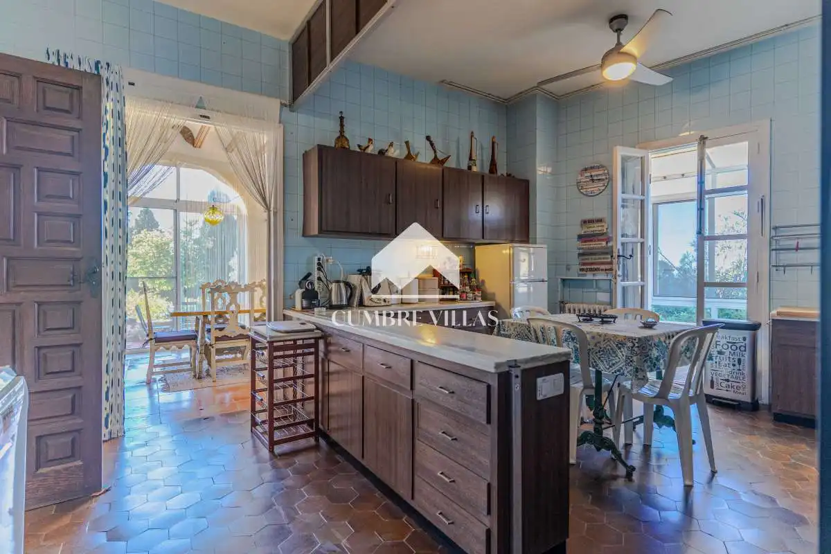 Cocina de Casa o chalet en venta en Salobreña con Calefacción, Jardín privado y Terraza
