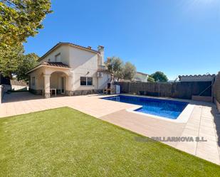 Vista exterior de Casa o xalet en venda en Lliçà de Vall amb Aire condicionat, Calefacció i Jardí privat