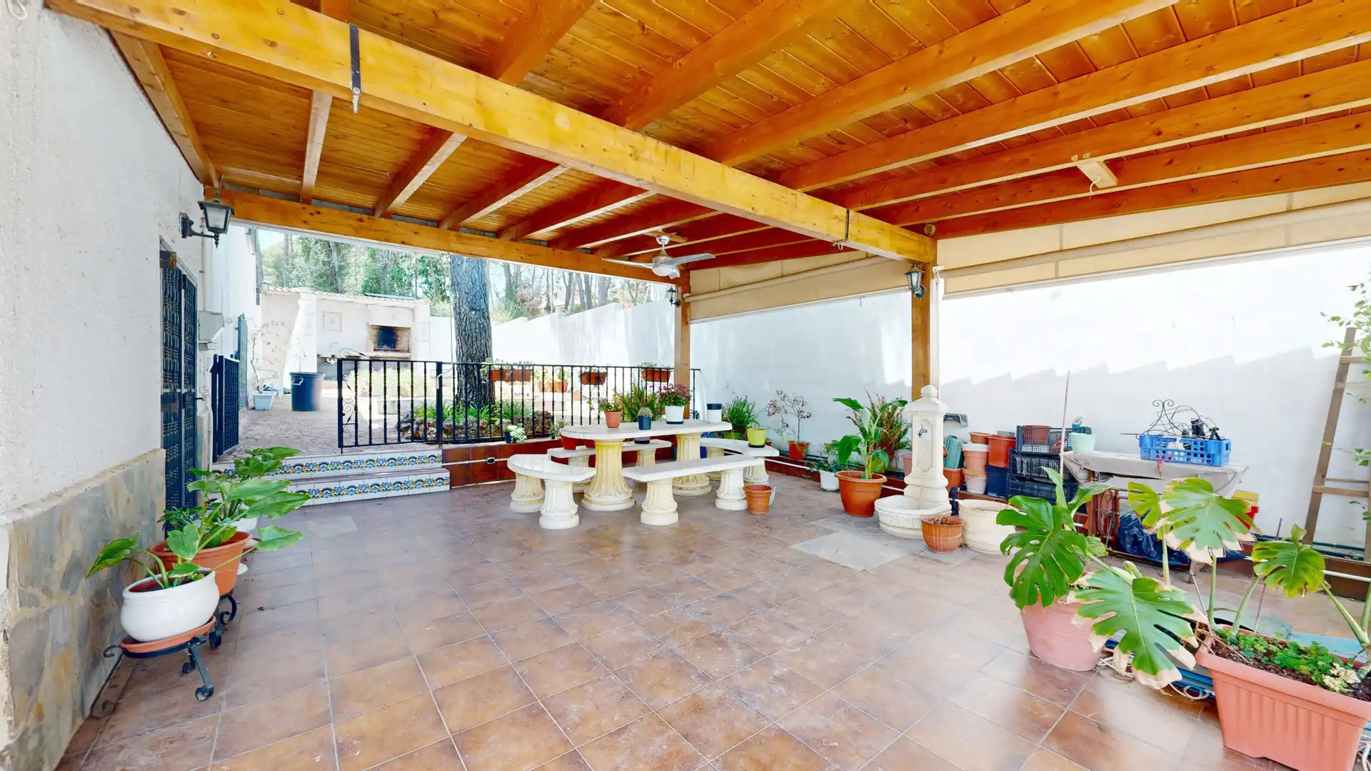 Terraza de Casa o chalet en venta en Chiva con Terraza, Trastero y Piscina
