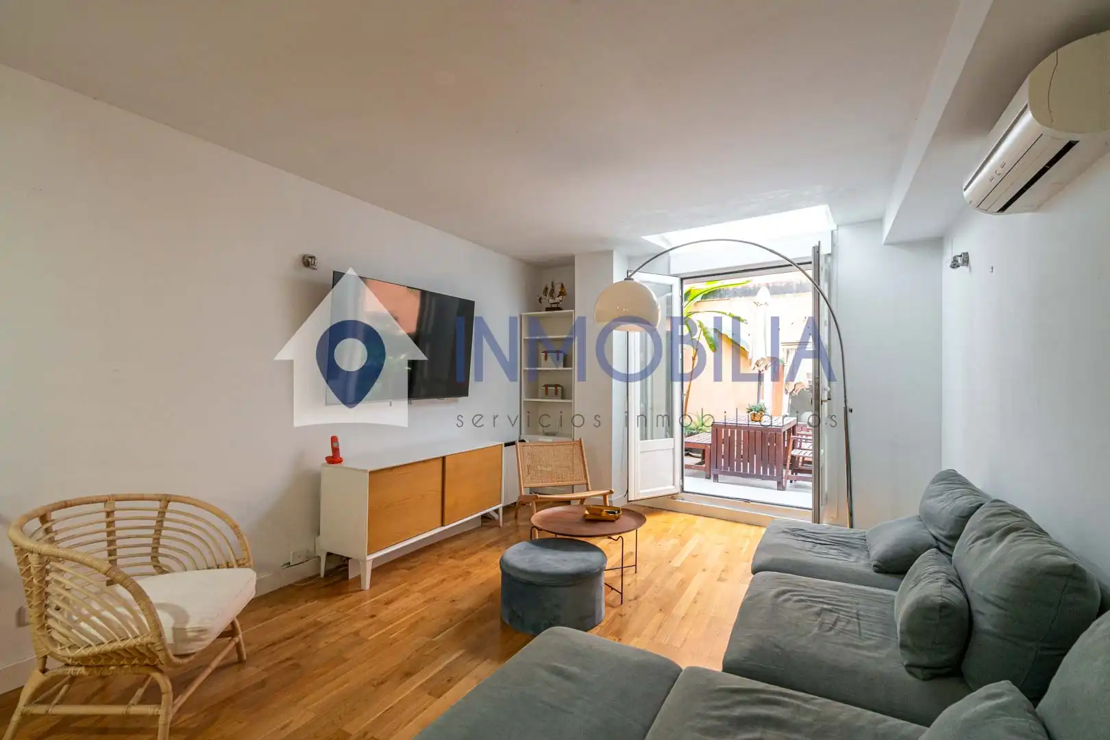Wohnzimmer von Maisonette zum Verkauf in Madrid mit Klimaanlage, Heizung und Terrasse