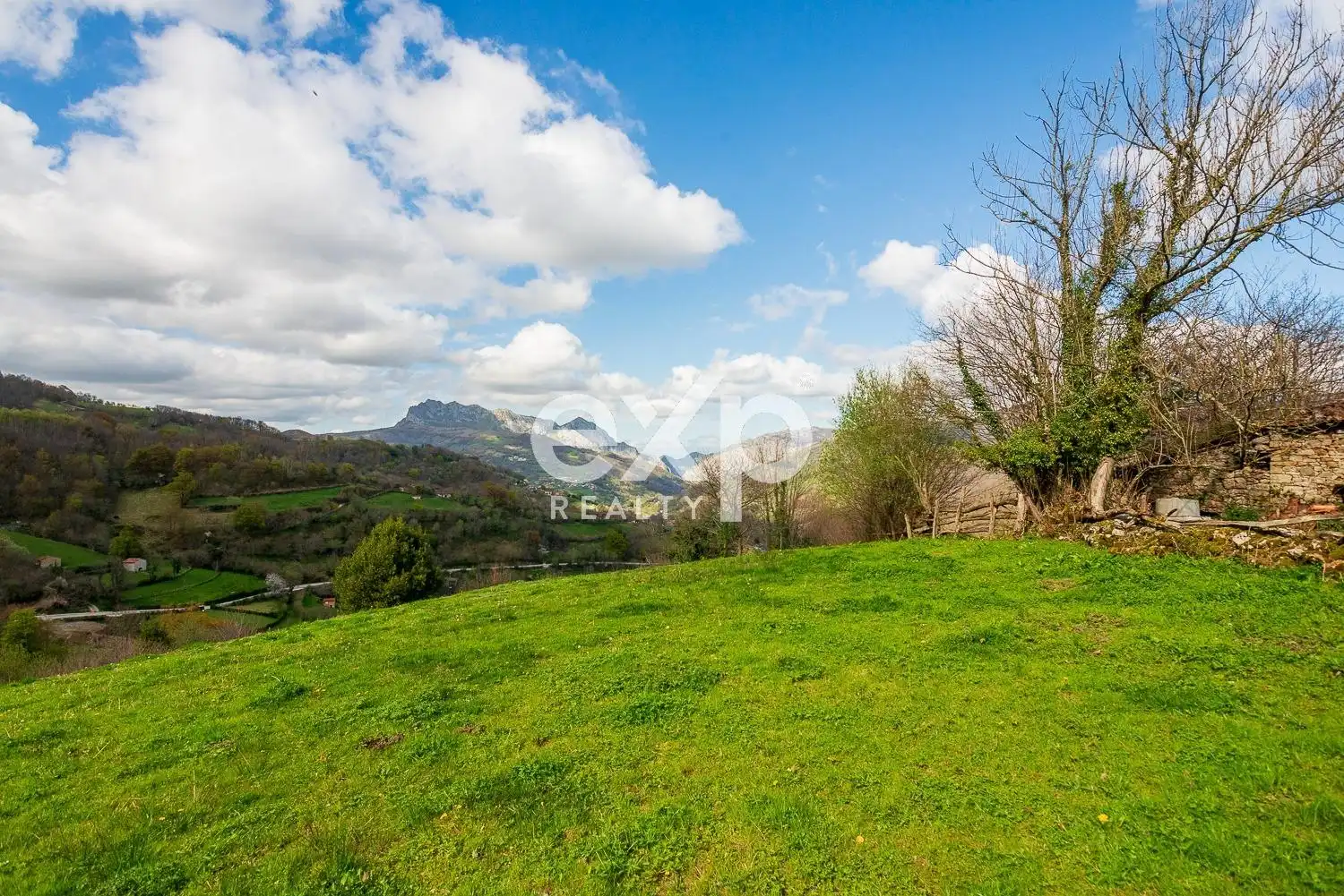 Finca rústica en venta en Riosa con Calefacción, Jardín privado y Parquet