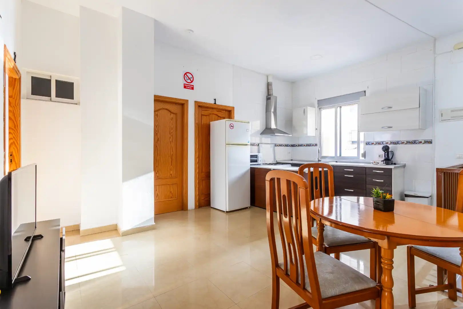 Kitchen of Flat for rent in Alicante / Alacant  with Terrace and Furnished