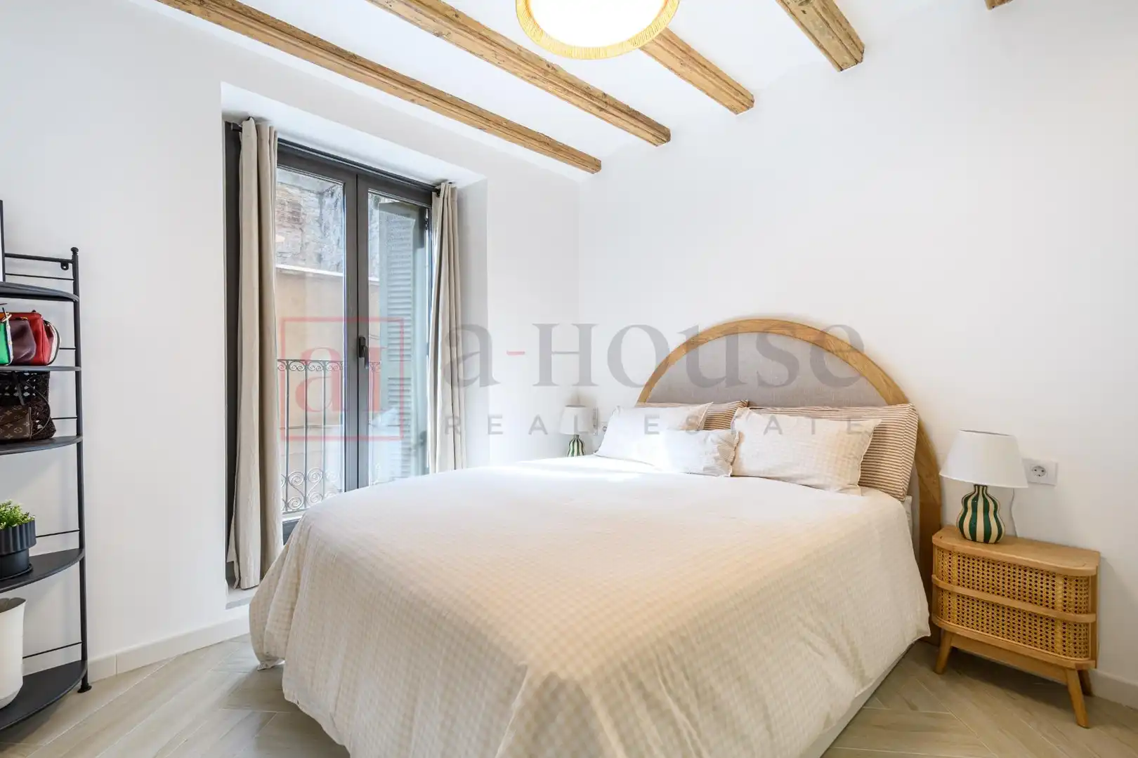Bedroom of Flat for sale in Barcelona  with Air Conditioner, Heating and Storage room