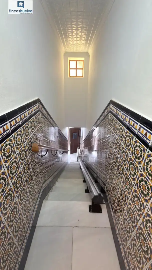 Casa adosada en venda en Palos de la Frontera amb Terrassa, Moblat i Balcó