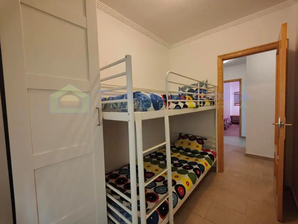 Schlafzimmer von Erdgeschoss zum Verkauf in Isla Cristina mit Terrasse