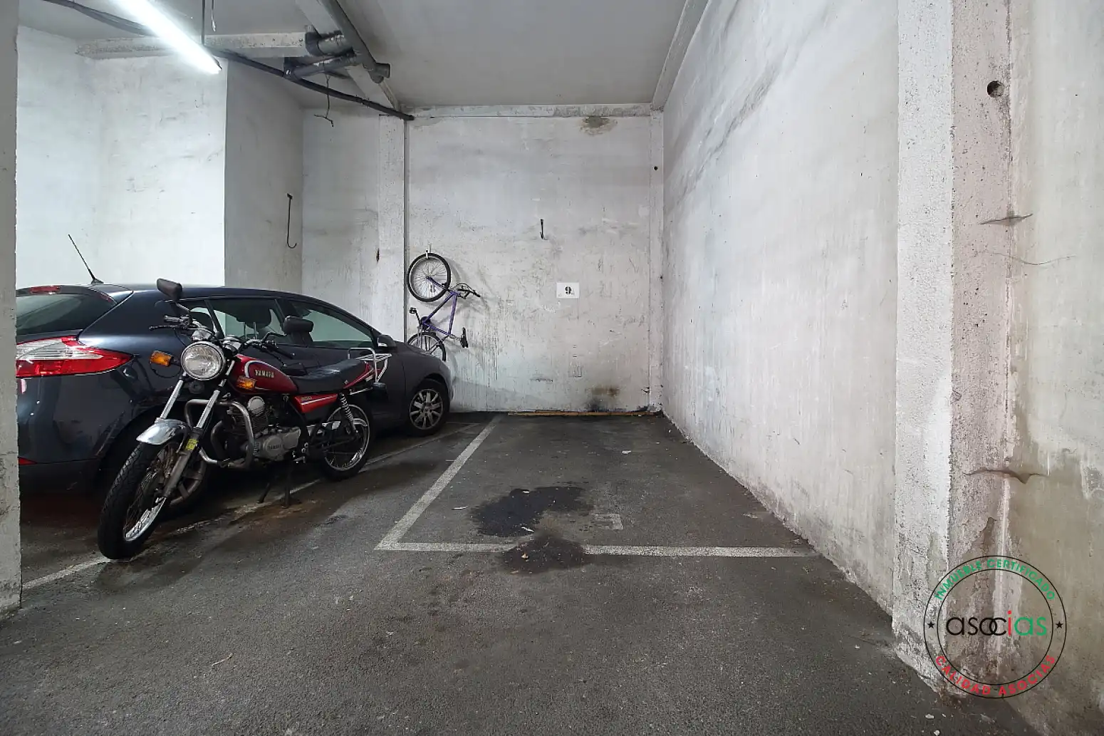 Parking de Piso en venta en Gijón  con Calefacción, Parquet y Terraza