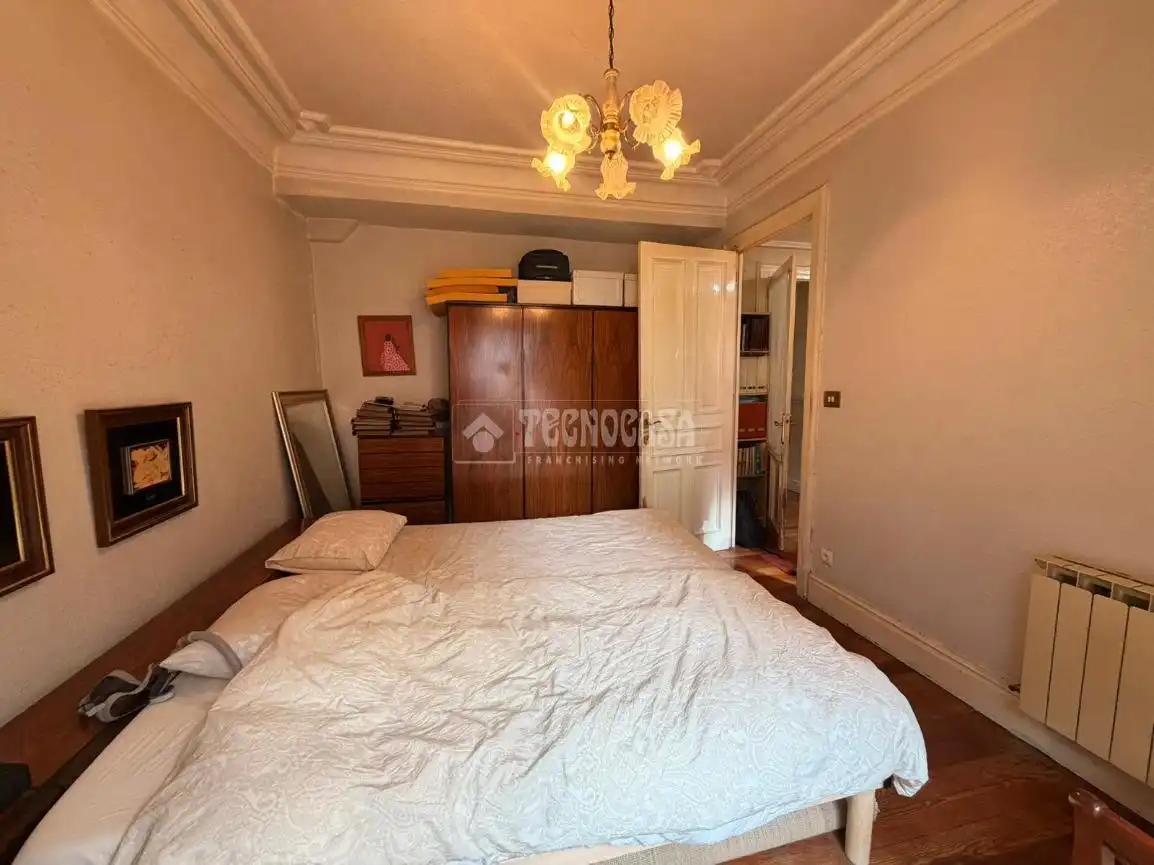 Habitación de Piso en venta en Bilbao  con Calefacción