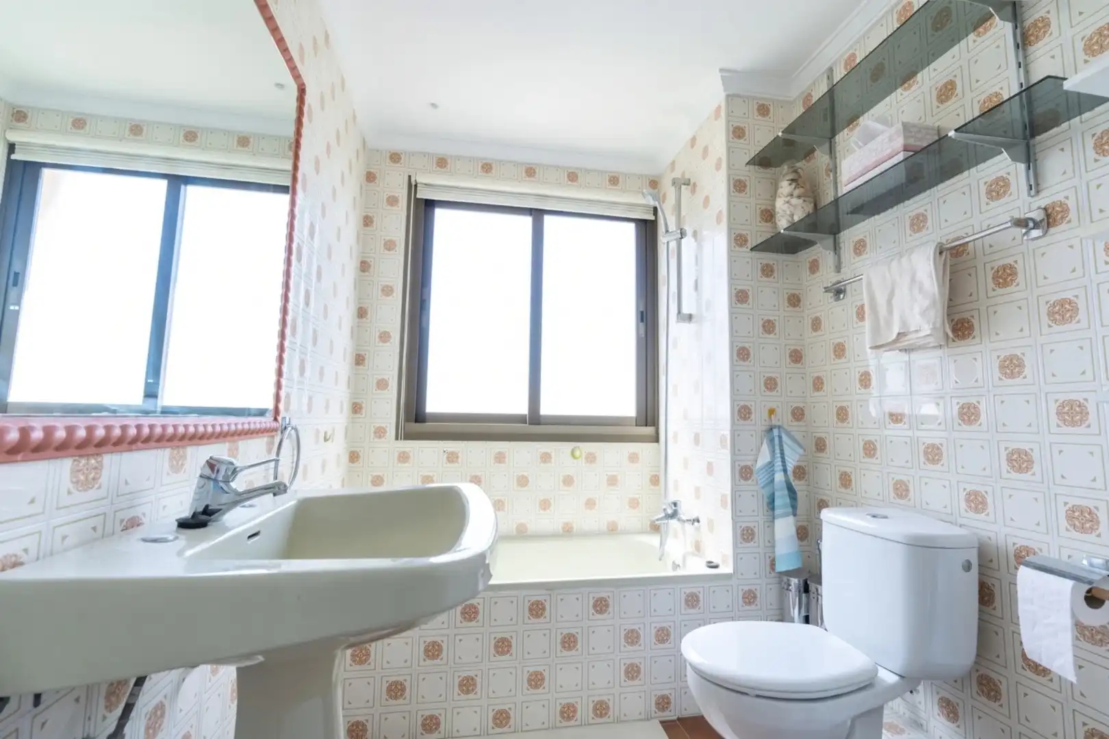 Apartament amb piscina en venda a Nueva Andalucía, imagen 18