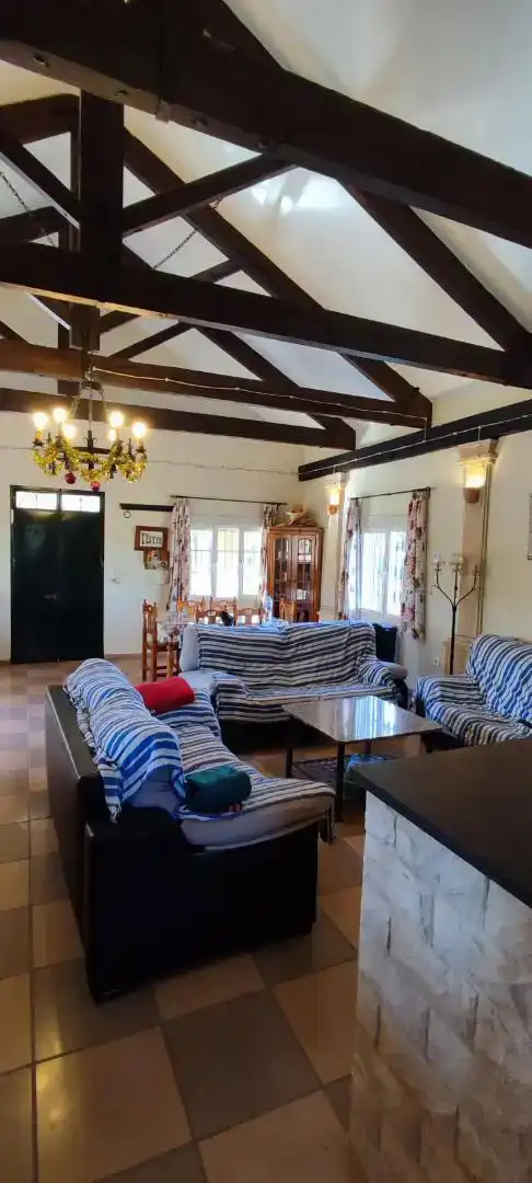 Sala d'estar de Casa o xalet en venda en Andújar amb Aire condicionat i Piscina