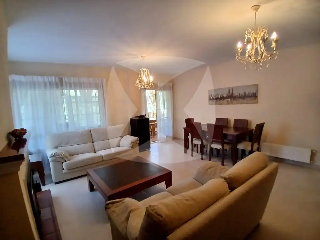 Detached house with pool for sale in Urbanización Las Lomas, imagen 8