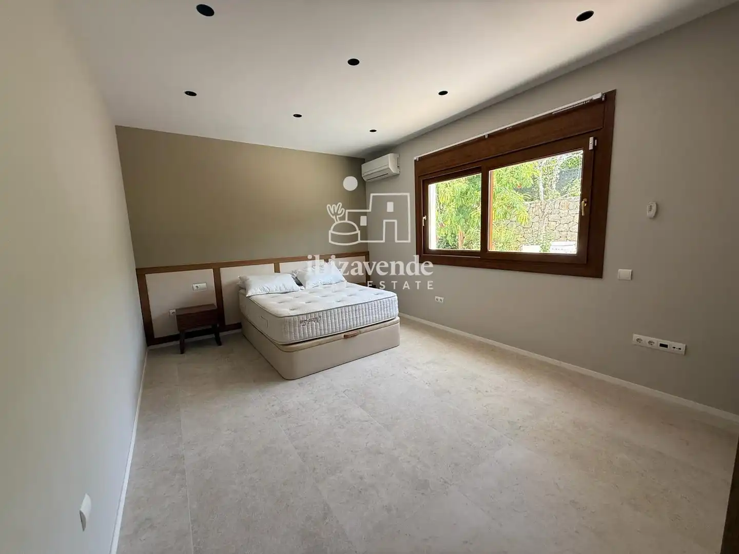 Vista exterior de Casa o xalet de lloguer en Santa Eulària des Riu amb Aire condicionat, Moblat i Alarma