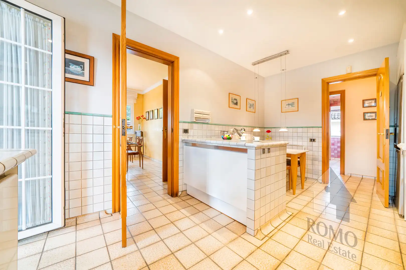 Houses for sale in Carrer d'Osona, Canovelles