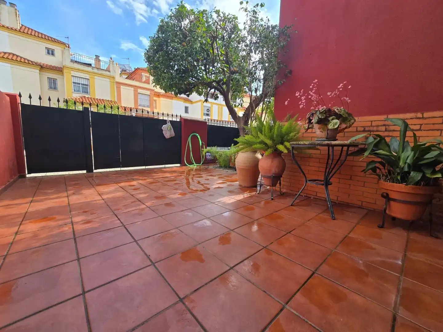 Terraza de Casa adosada en venta en Castilleja de la Cuesta con Aire acondicionado, Trastero y Balcón