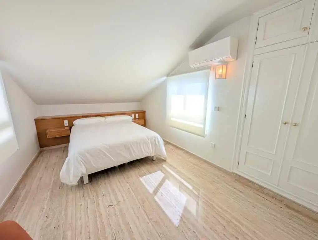 Dormitori de Dúplex en venda en Gandia amb Aire condicionat, Terrassa i Traster