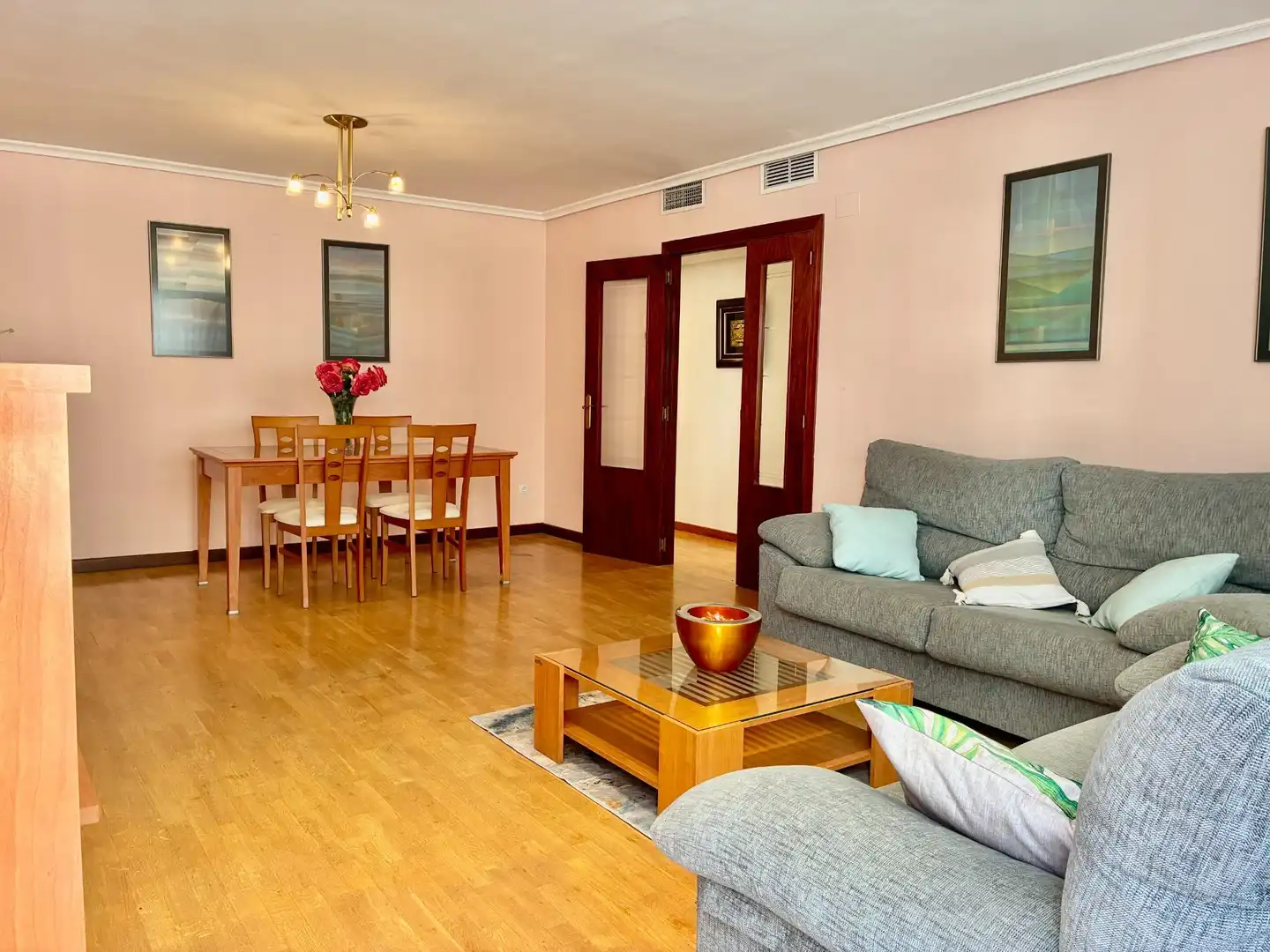 Flat for rent in Avenida BALEARES, La Creu del Grau
