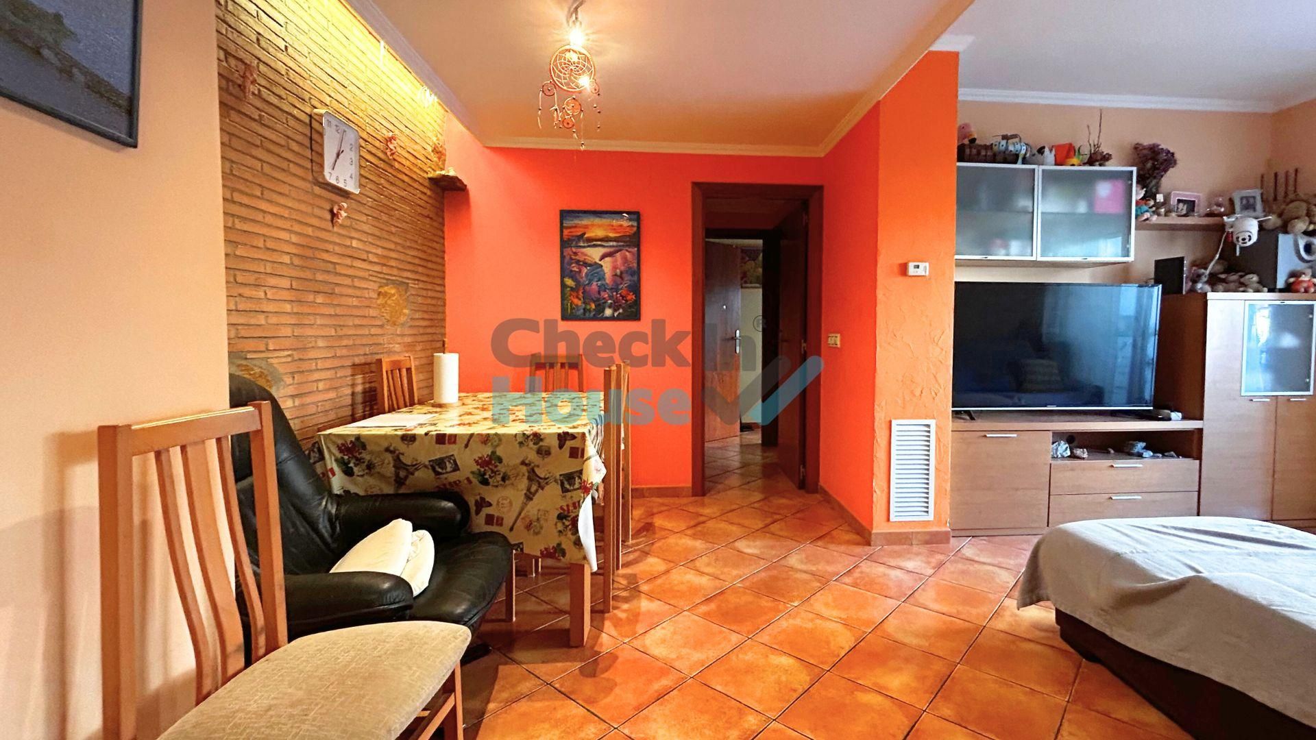 Apartment for sale in Vilartagues - Tueda de Dalt