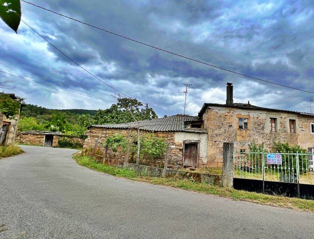 Casa-chalet en Venta en N/A en A Pobra do Brollón