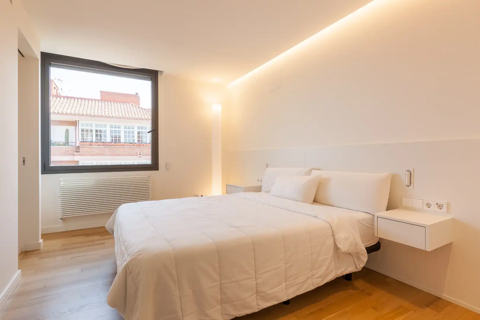 Dormitori de Àtic de lloguer en Barcelona amb Aire condicionat, Calefacció i Parquet