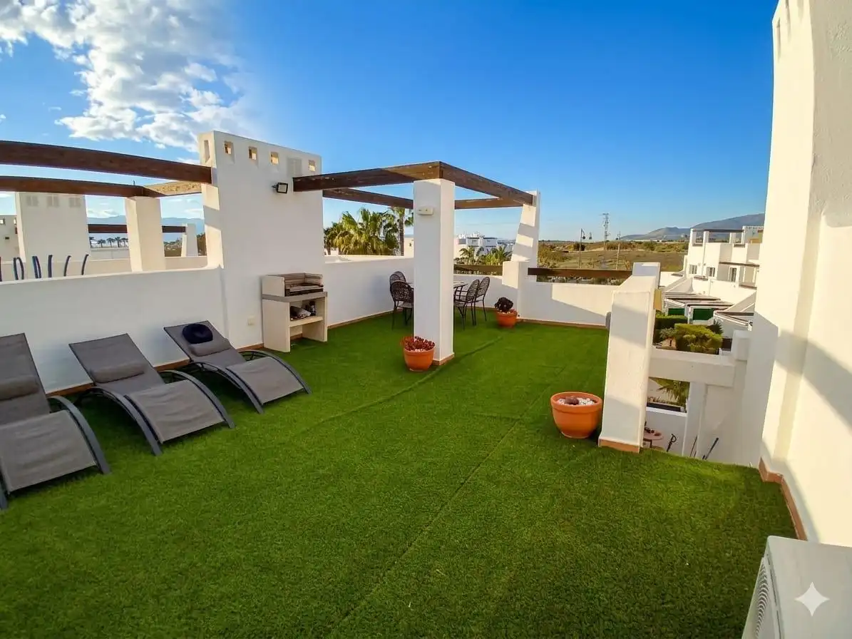 Apartment with terrace for sale in Calle DE LA ALCANARA, imagen 3