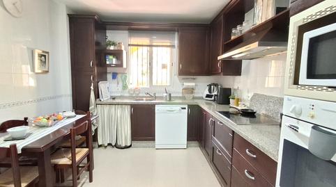 Foto 2 von Einfamilien-Reihenhaus zum Verkauf in Gelves, Sevilla