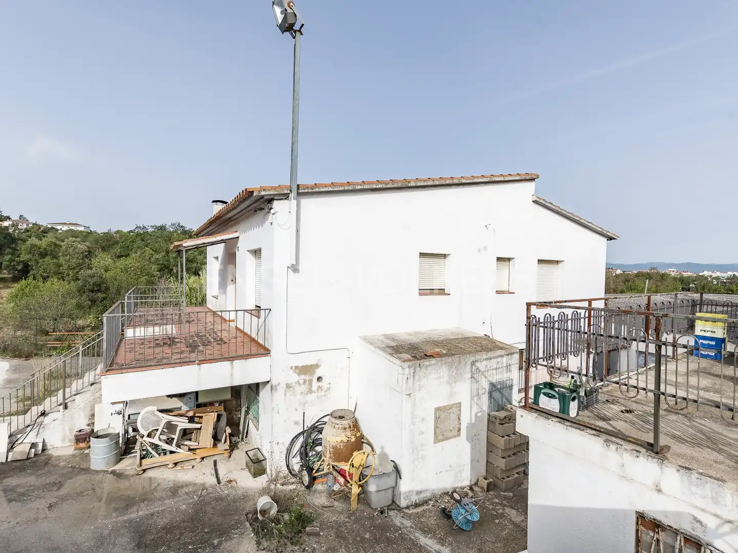 Vista exterior de Casa o xalet en venda en Tordera amb Calefacció, Terrassa i Traster