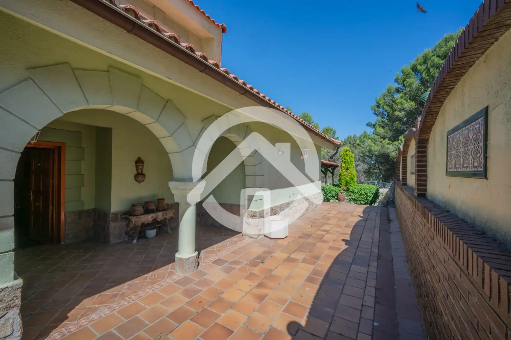 Jardí de Casa o xalet en venda en Campo Real amb Aire condicionat, Calefacció i Jardí privat