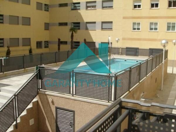 Swimming pool of Apartment to rent in Cáceres Capital  with Air Conditioner, Heating and Terrace