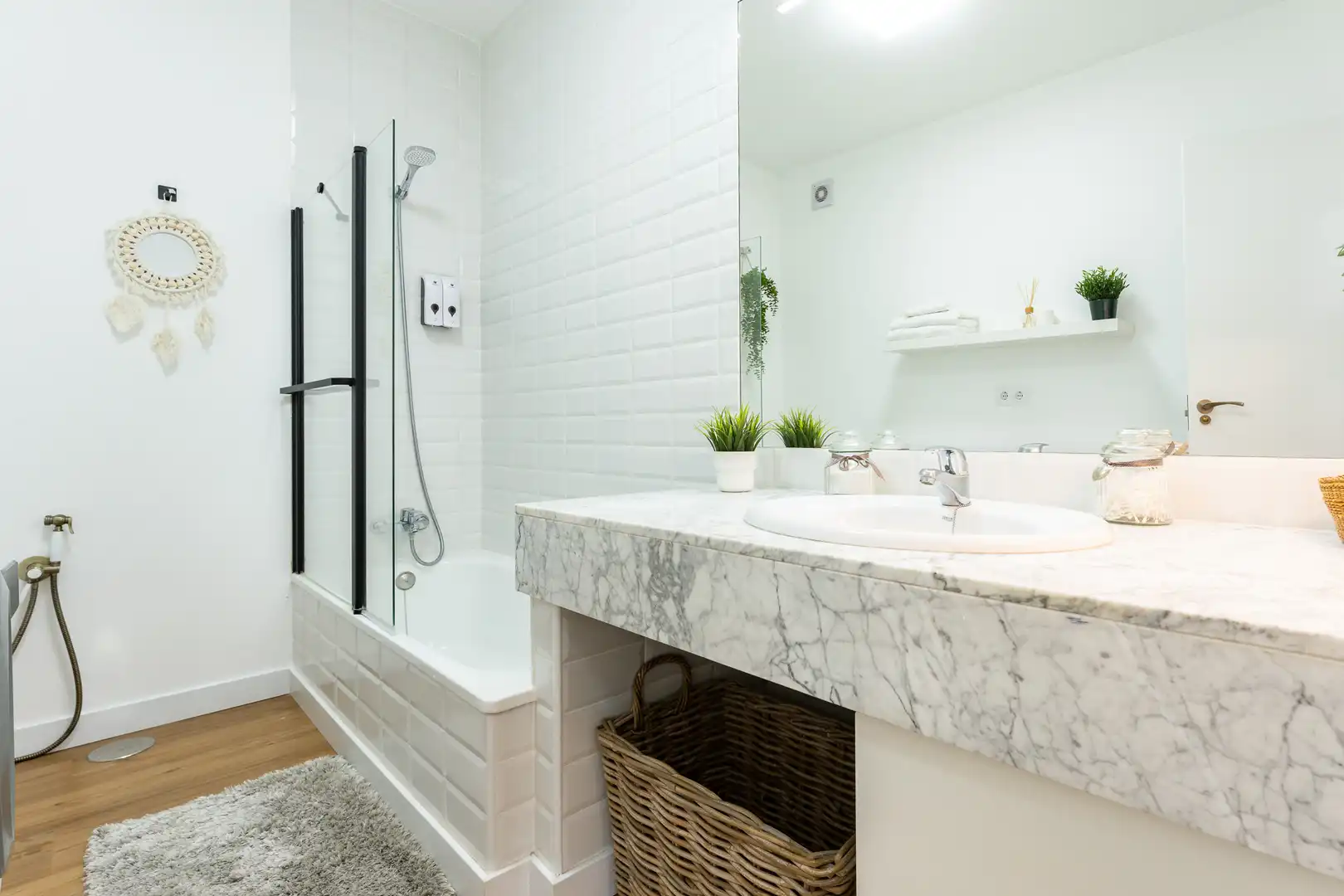 Bathroom of Houses for rent in Fuengirola  with Air Conditioner, Terrace and Swimming Pool