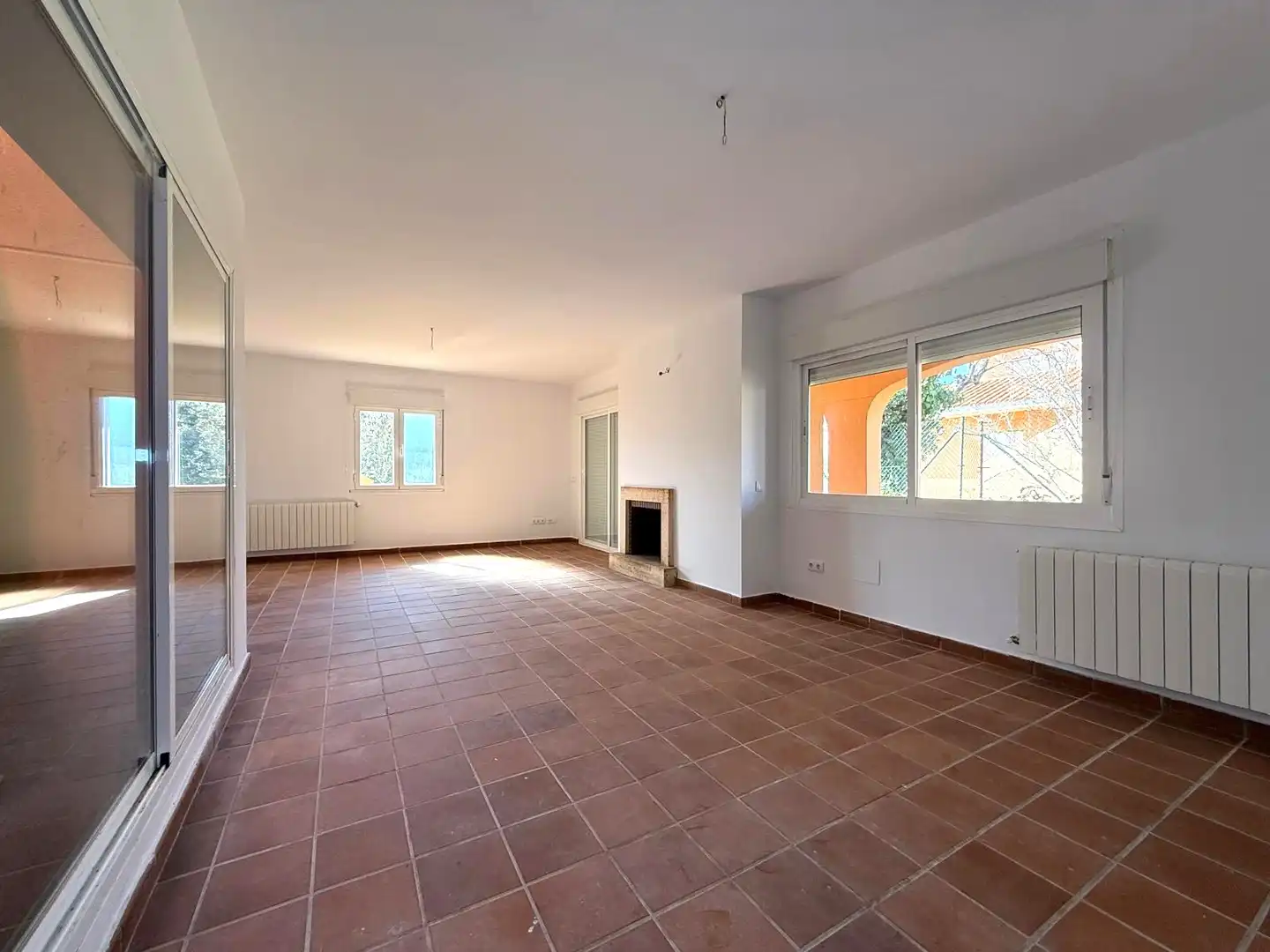 Sala d'estar de Casa o xalet en venda en Carrascal de Barregas amb Calefacció, Jardí privat i Terrassa