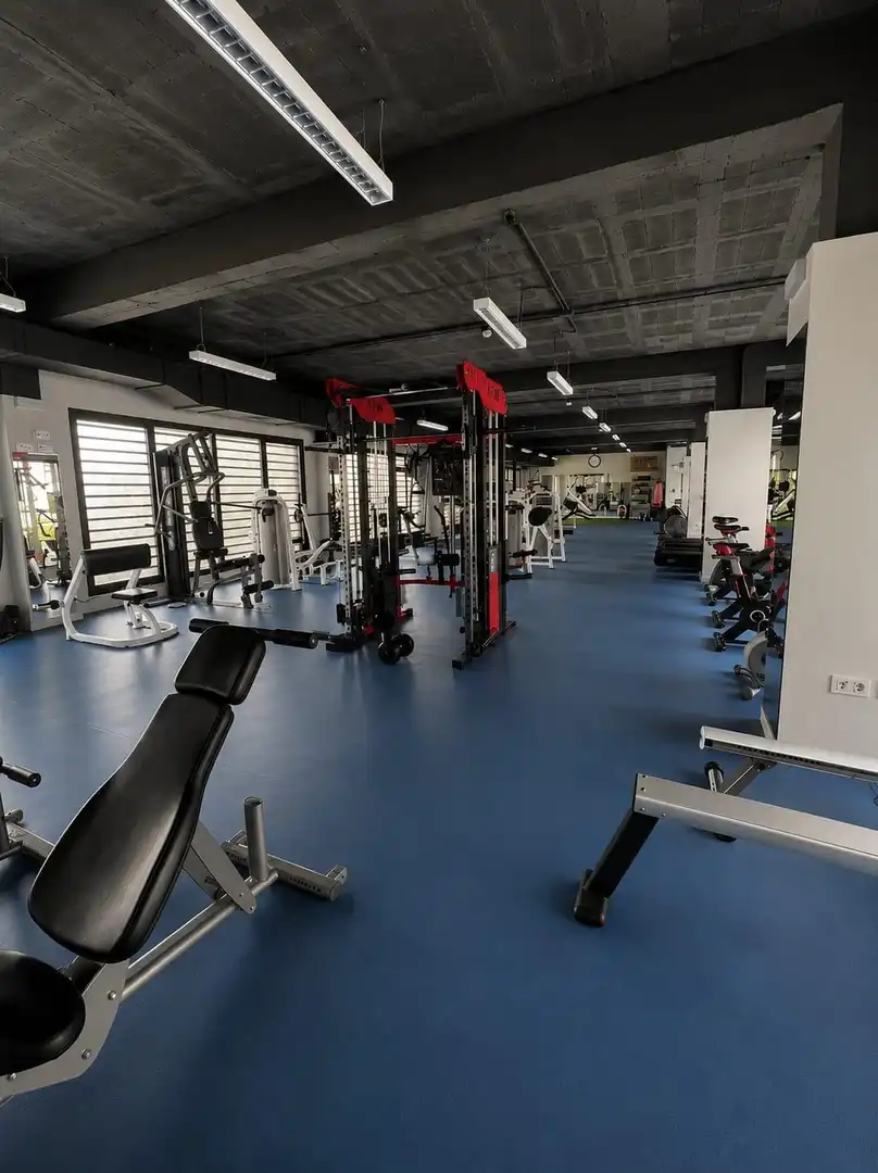 Flat for sale in Sevilla  with Air Conditioner, Terrace and Community pool