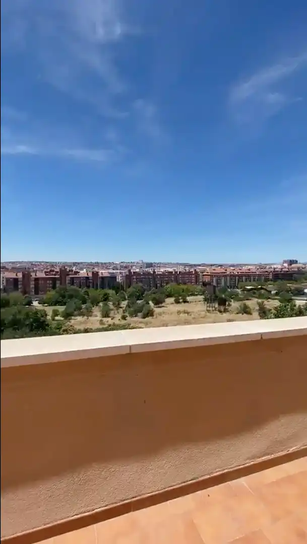 Vista exterior de Ático en venta en Madrid con Calefacción, Terraza y Trastero