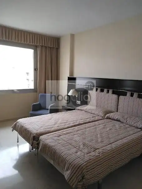 Flat for rent in Parque María Luisa -Giralda Sur