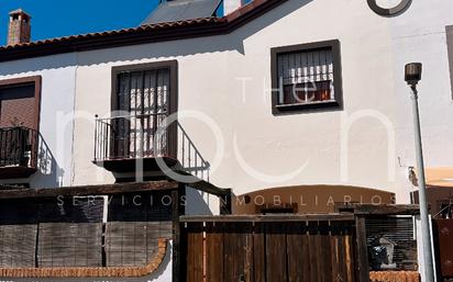 Vista exterior de Casa adosada en venda en Aljaraque amb Aire condicionat, Traster i Rentadora