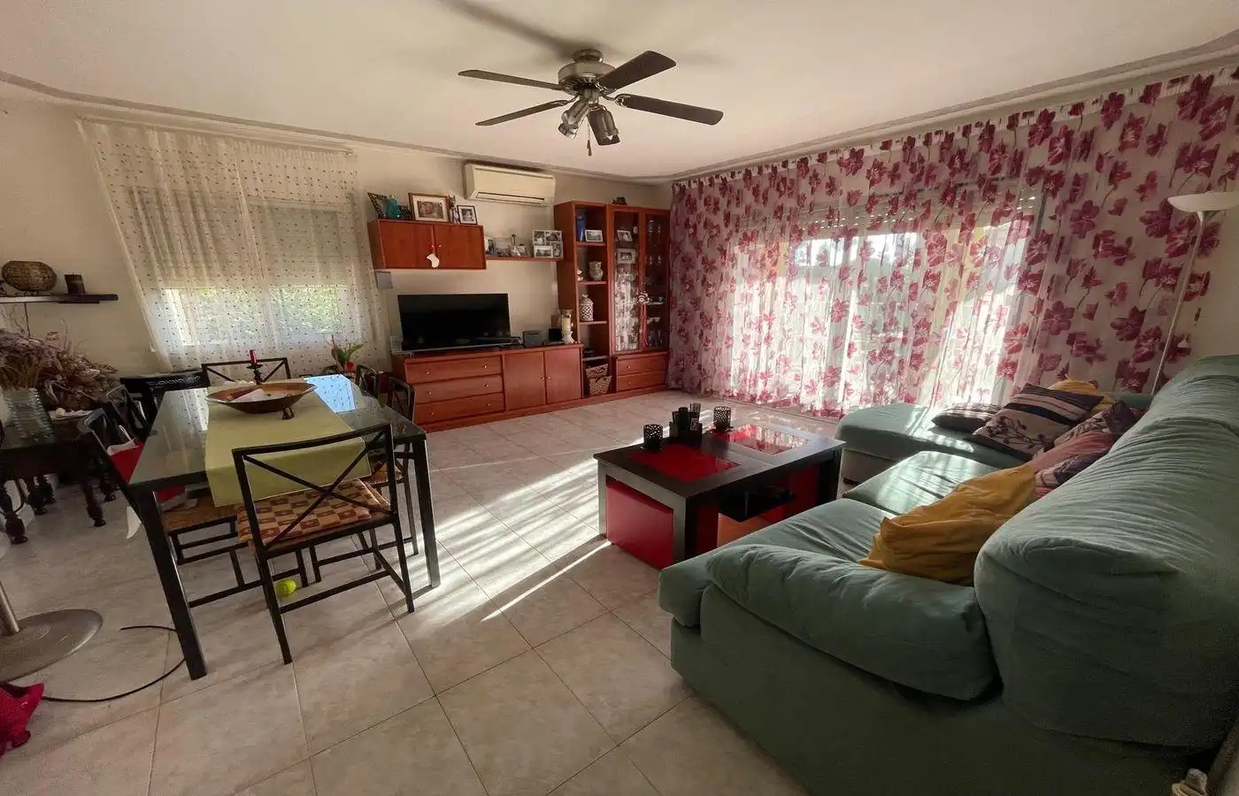 Sala d'estar de Dúplex en venda en Alcanar amb Aire condicionat, Calefacció i Jardí privat