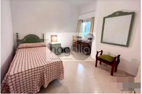 Bedroom of Ground floor for rent in Sevilla  with Air Conditioner and Furnished
