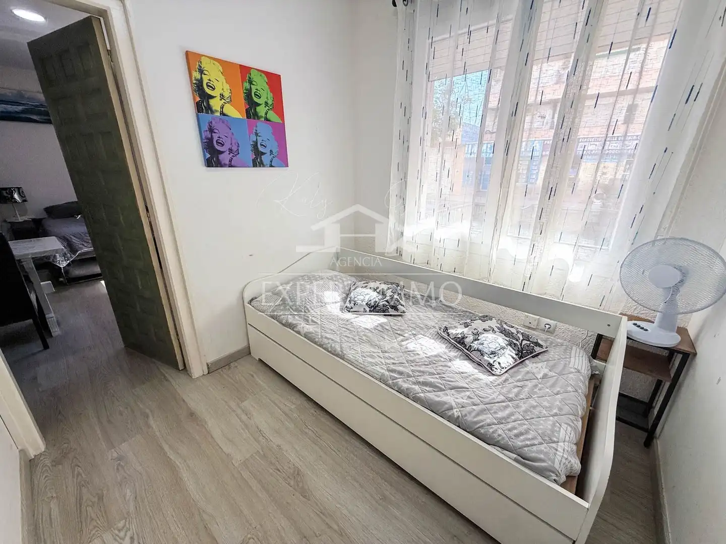 Habitación de Apartamento en venta en Roses con Amueblado y Piscina comunitaria