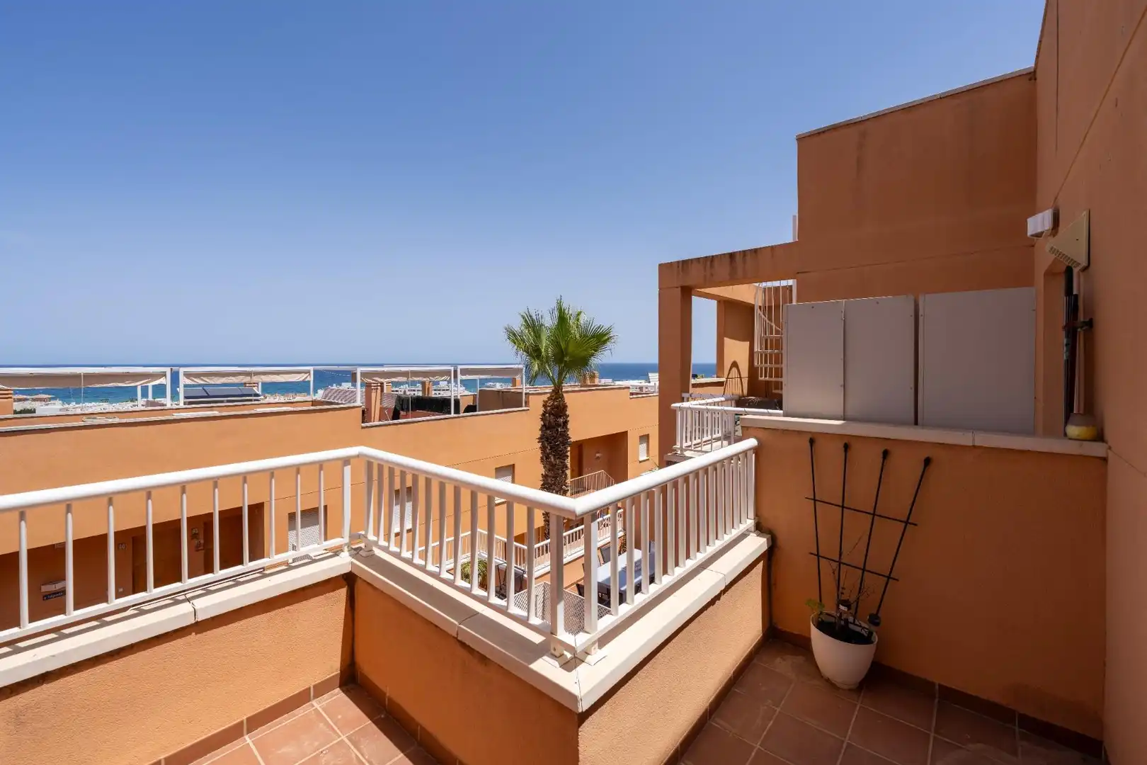 Terrasse von Maisonette zum Verkauf in Mojácar mit Klimaanlage, Privatgarten und Terrasse