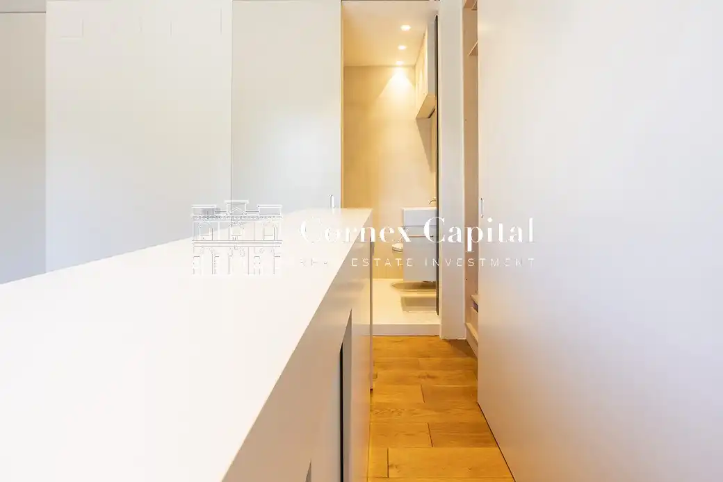 Cocina de Casa adosada en venta en Barcelona con Aire acondicionado, Calefacción y Jardín privado