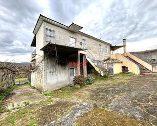 Exterior view of House or chalet for sale in Ourense Capital   with Heating, Private garden and Terrace