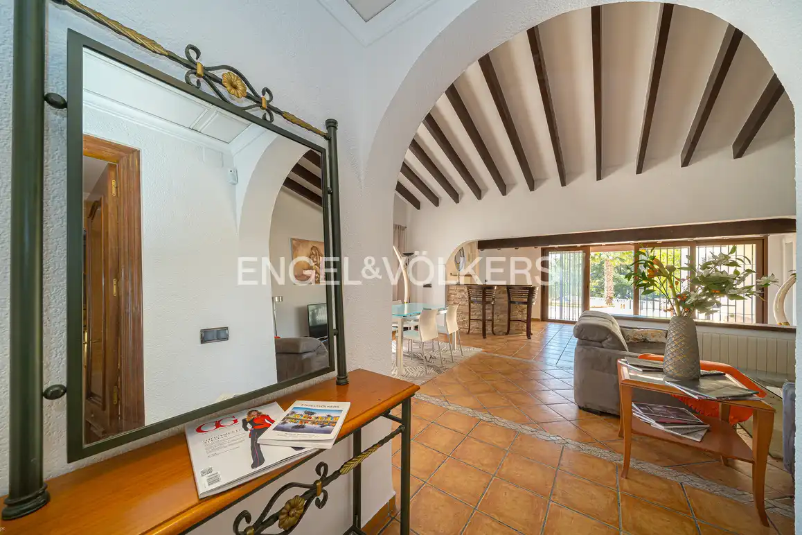 Casa o chalet en venta en La Nucia con Aire acondicionado, Jardín privado y Piscina