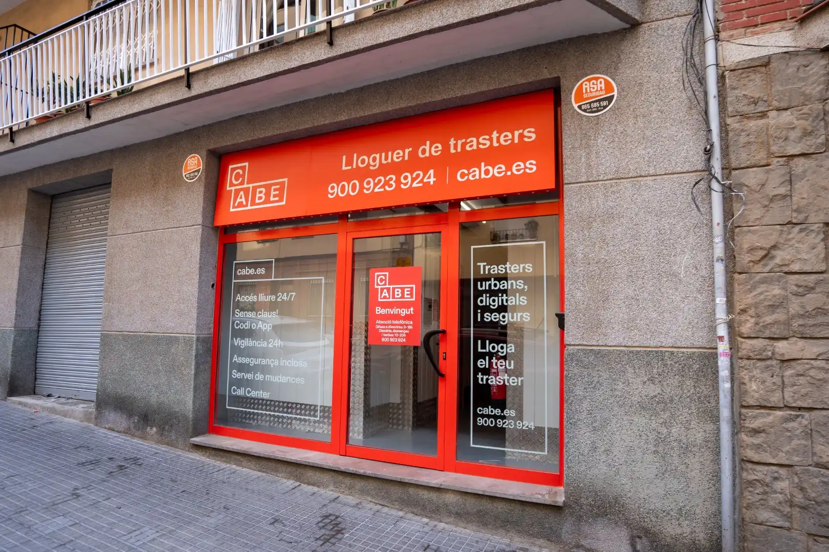Traster de lloguer en Esplugues de Llobregat amb Alarma