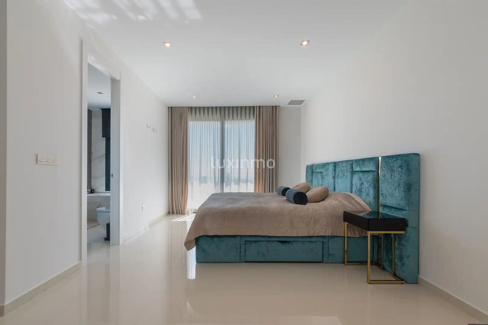Villa mit Terrasse zum Verkauf in Golf Bahía, imagen 25