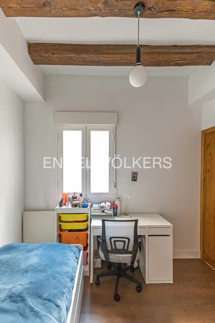 Bedroom of Flat for sale in Madrid  with Air Conditioner, Heating and Terrace