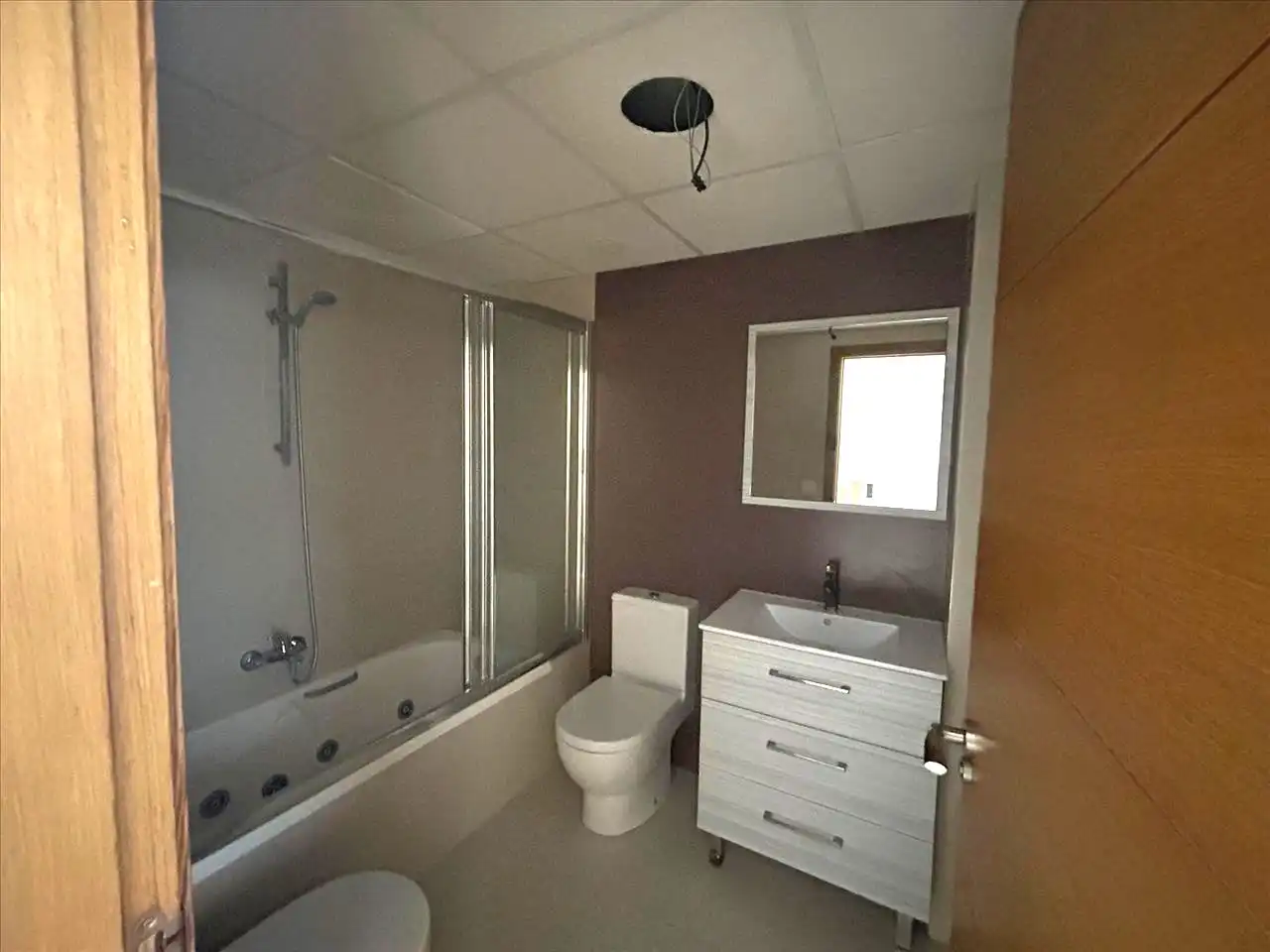 Baño de Piso en venta en Valencia con Terraza y Trastero