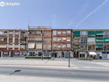 Local comercial en venda a DR.LOPEZ-CANTARERO BALLES 5