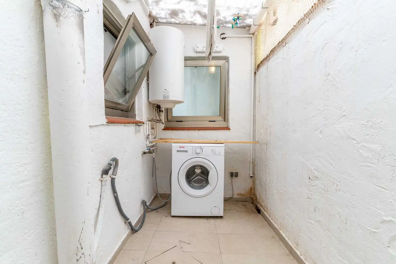 Flat for sale in CL LETRA M SANTA LLUCIA Es: Pl: Pt: VILANOVA I L, L'Aragai