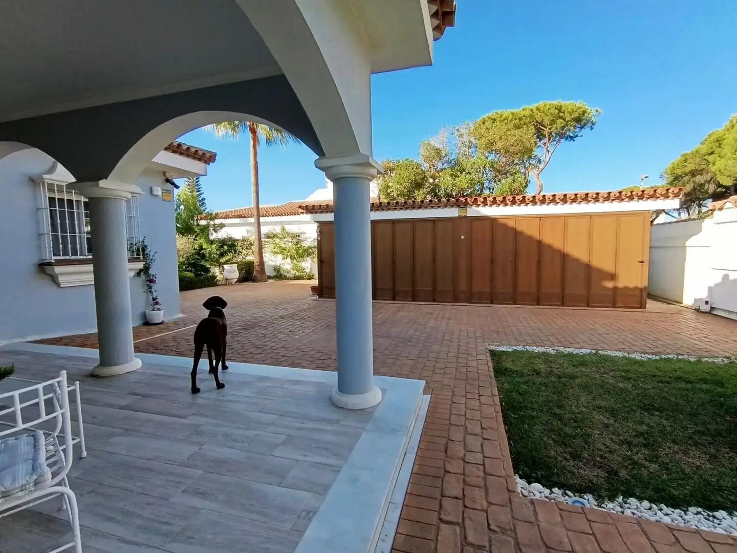Jardí de Casa o xalet en venda en Chiclana de la Frontera amb Aire condicionat, Jardí privat i Traster