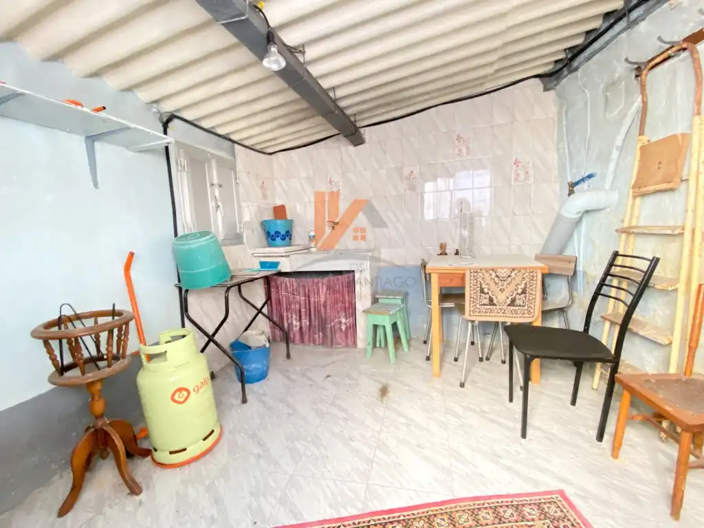 Casa adosada en venta en Ribeira con Jardín privado, Horno y Microondas