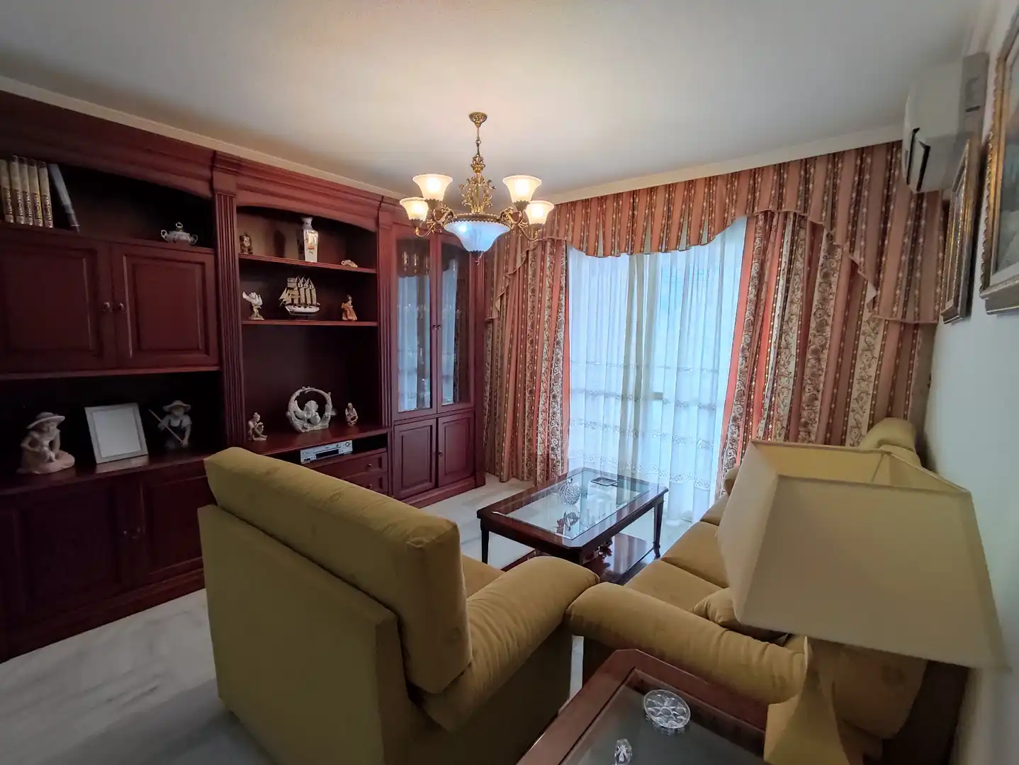 Sala de estar de Piso en venta en Málaga con Aire acondicionado, Terraza y Trastero